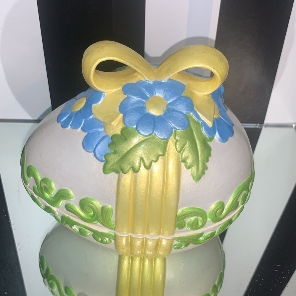 Vintage Hand Painted Ceramic Easter Egg Trinket or Candy Dish Spring Home Decor - Picture 4 of 12